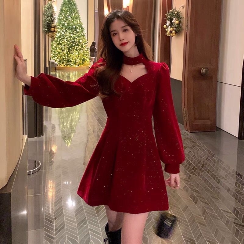 VÁY NHUNG ĐỎ TRƠN CỔ CHOKER XOÈ MÀU ĐỎ - ĐEN ĐẦM ĐỎ MẶC NOEL, TẾT