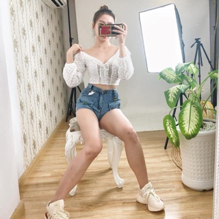 Áo croptop bẹt vai