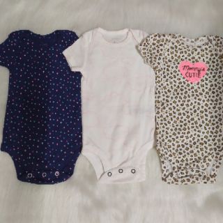 Set 4 body chip carter xuất dư