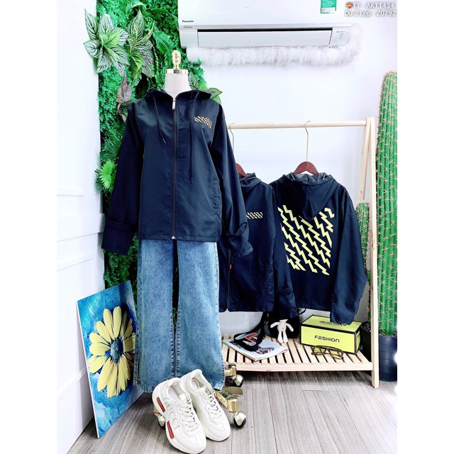 🌵 𝐓𝐡𝐞𝐔𝐥𝐳𝐳𝐚𝐧𝐠 🌵 CM Áo Khoác Dù Tia Séc Siêu Ngầu (Hottrend) (Kèm Video, Hình Thật) | BigBuy360 - bigbuy360.vn