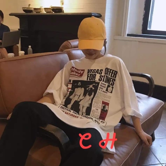 Áo hình báo VEGAS ngắn tay COM727