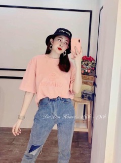 áo thun dập chữ nổi