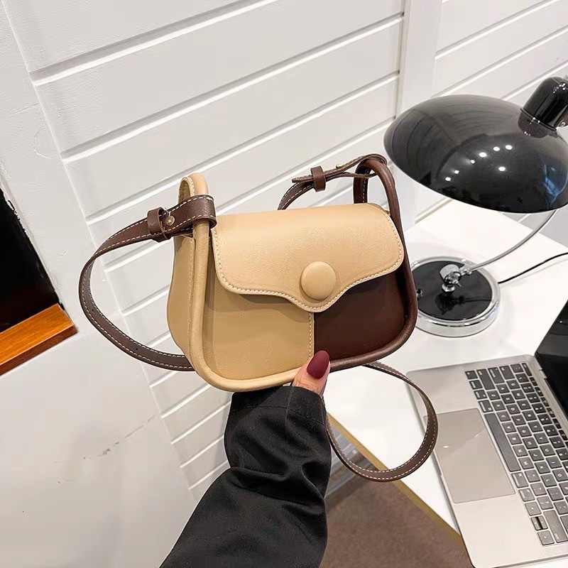 Túi đeo chéo nữ vá da mềm khoá cúc từ khoá rip Zuliashop8386