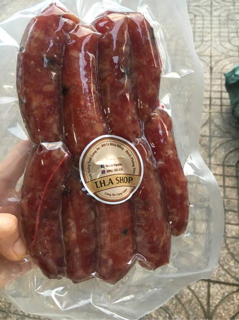Lạp xưởng tươi Long An nhiều nạc loại đặc biệt 1 kg | BigBuy360 - bigbuy360.vn