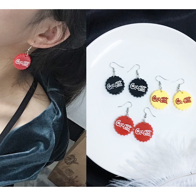 Khuyên co-ca-co-la xinh xắn