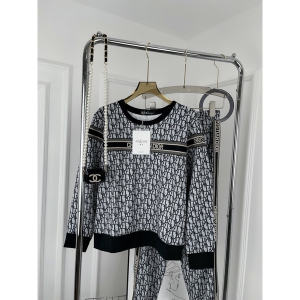 [ 𝐅𝐑𝐄𝐄 𝐒𝐇𝐈𝐏 ] SIÊU PHẨM SÉT BỘ THỂ THAO DI.OR MIX QUẦN BOM SIÊU CÁ TÍNH . CHẠY VIỀN K PHẢI IN Ạ