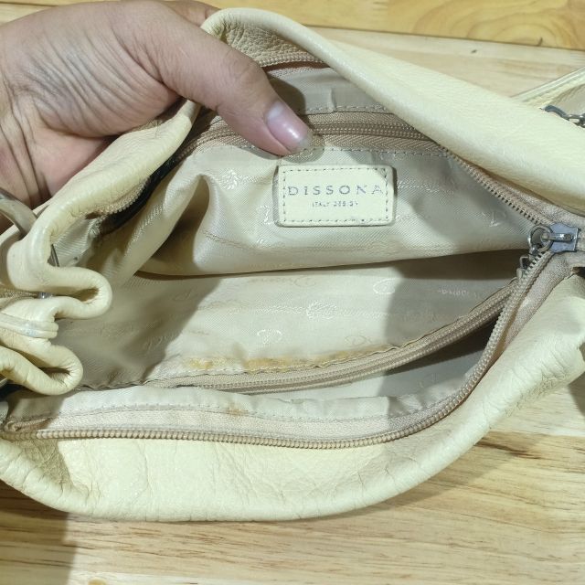 Túi đeo vai da thật secondhand  140612