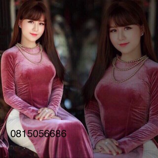 Áo dài nhung màu hồng phấn kèm quần lụa trắng