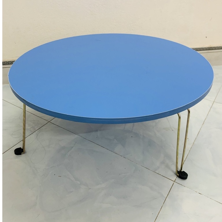 Bàn Tròn Nhiều Màu