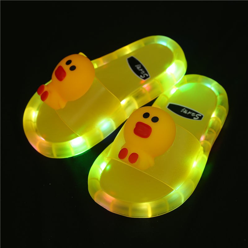 Dép quai ngang trang trí Hello Kitty có đèn LED dành cho bé từ 1-6 tuổi