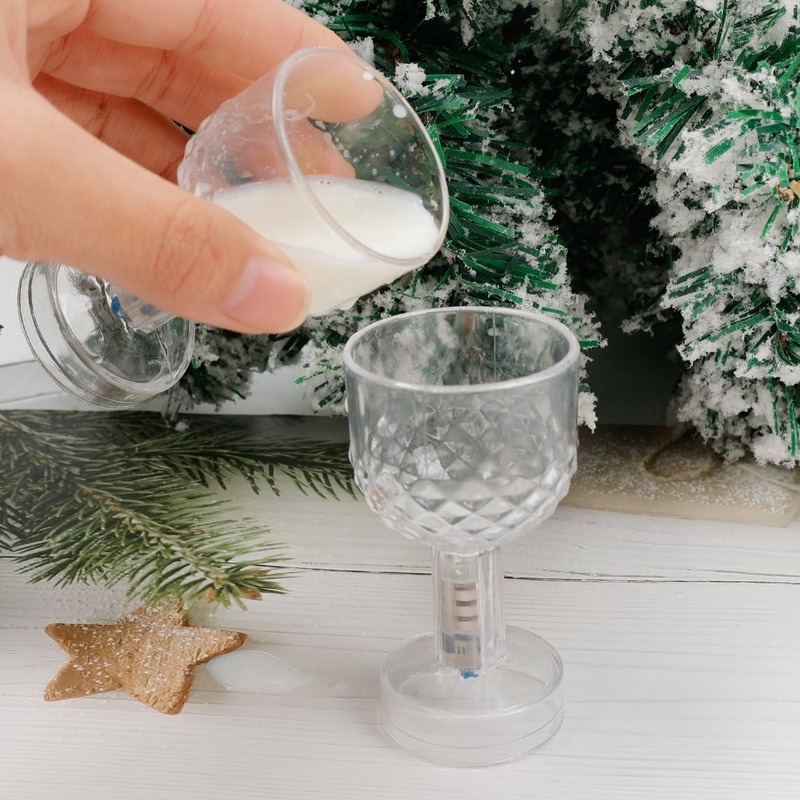 Cốc Nhựa Uống Bia/Rượu Whiskey Có Đèn LED Nhấp Nháy Dùng Trang Trí Nhà Cửa