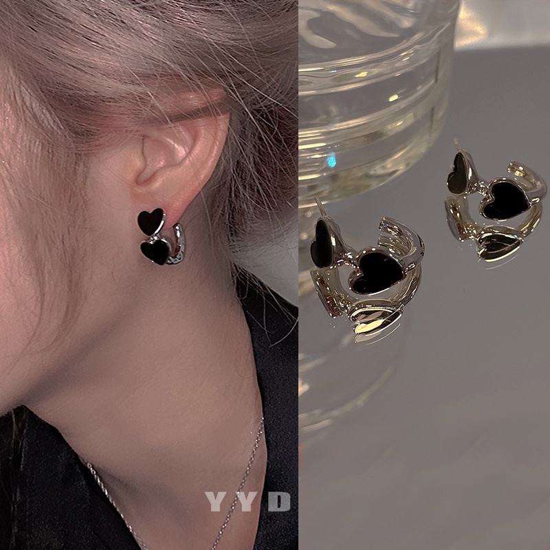 ✨✨Hoa Tai Hình Trái Tim Màu Đen Phong Cách Hàn Quốc Cho Nữ