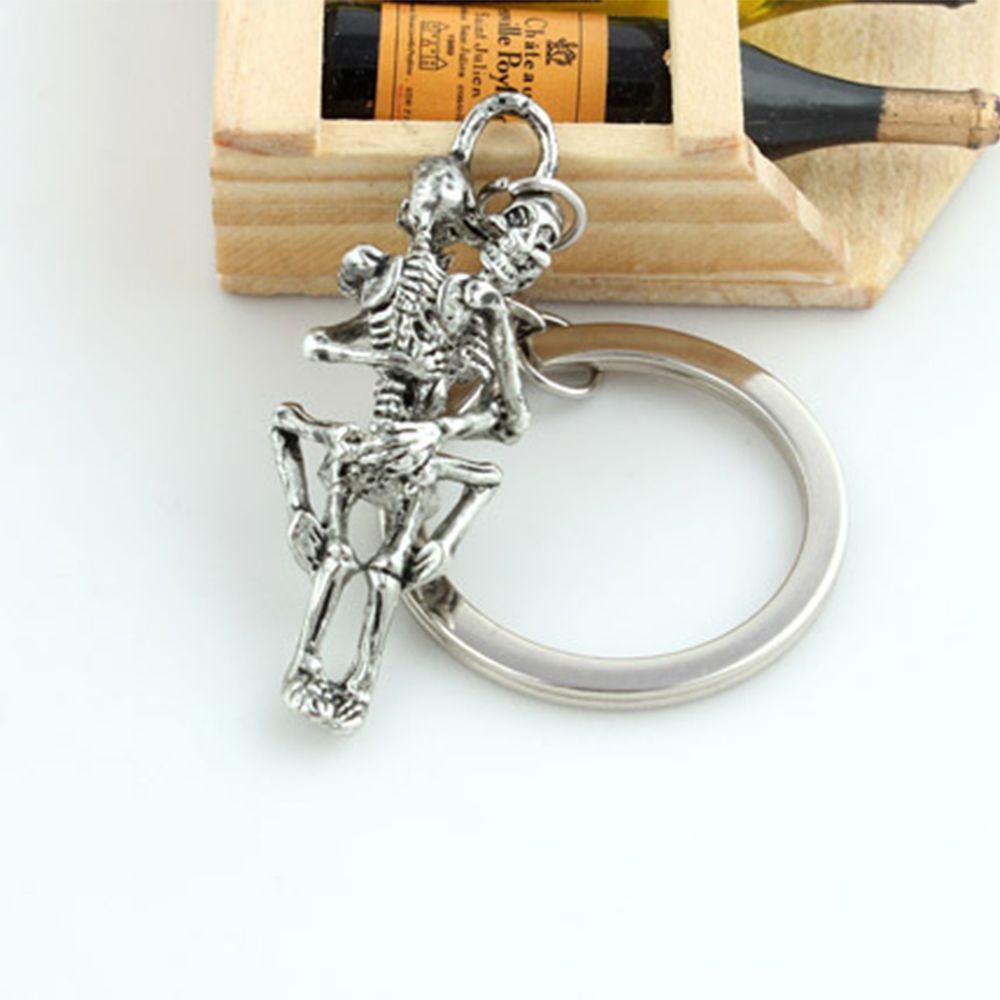 Móc khóa hình bộ xương bằng hợp kim cá tính