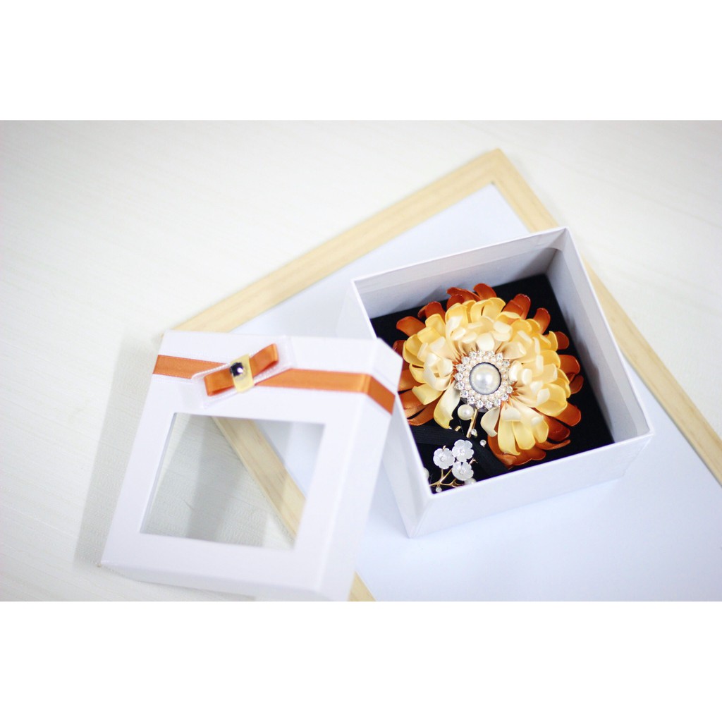 (ảnh thật 100%-fullbox) Hoa cúc cài áo handmade đổ màu siêu sang (size lớn 11cm)
