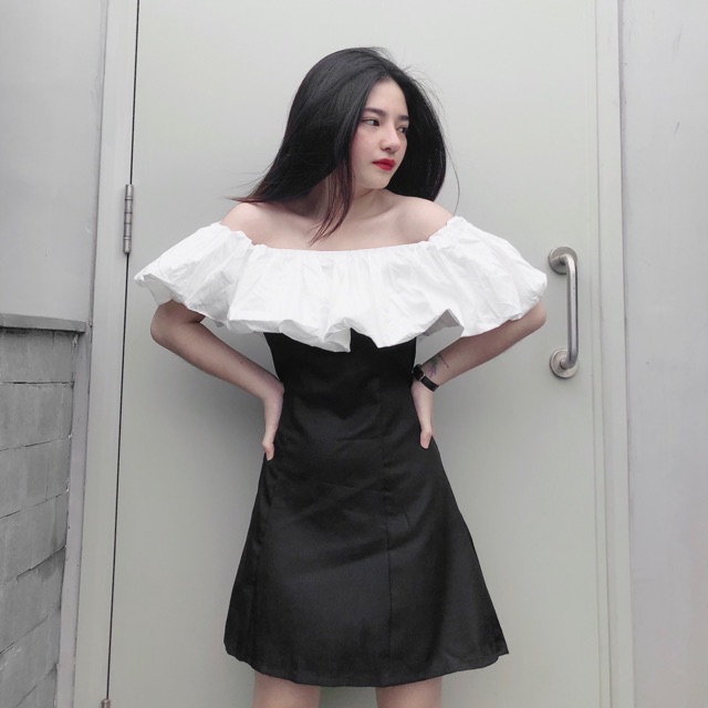 Đầm đen bèo trắng Xavia