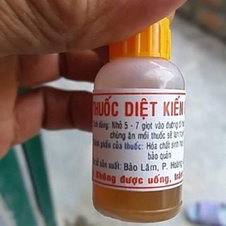 Chai diệt kiến thần thánh