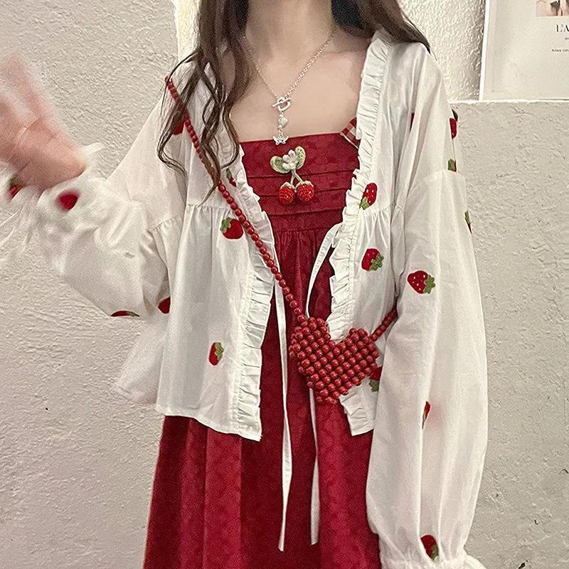 Set Đầm Hai Dây + Áo Choàng Chống Nắng Tay Phồng Đính Nơ Hoạ Tiết Dâu Tây Dễ Thương Xinh Xắn Cho