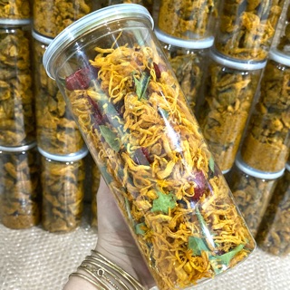 Lon 300g khô gà lá chanh🌶