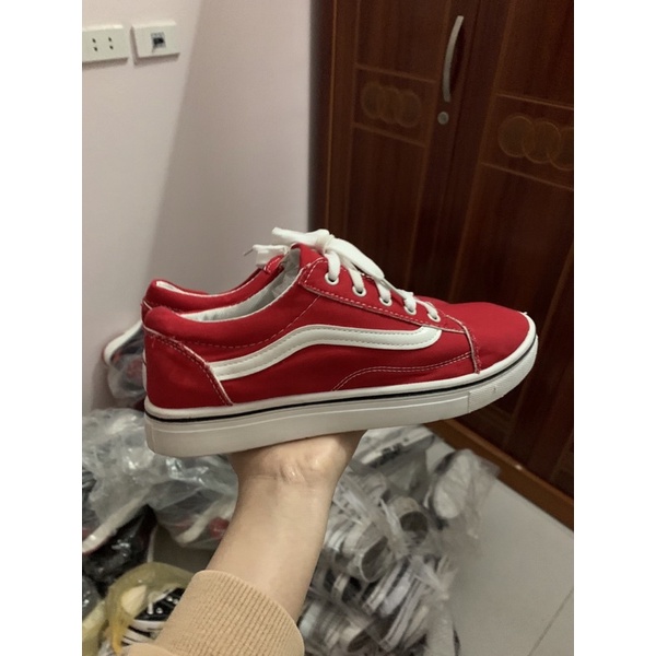 Giày Học Sinh Vans Màu Đỏ