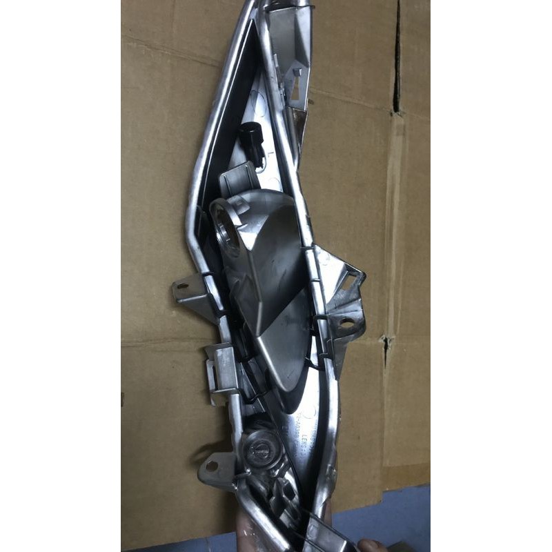 Xi nhan trước xe Vision đời 2011 đến 2013 hãng Honda