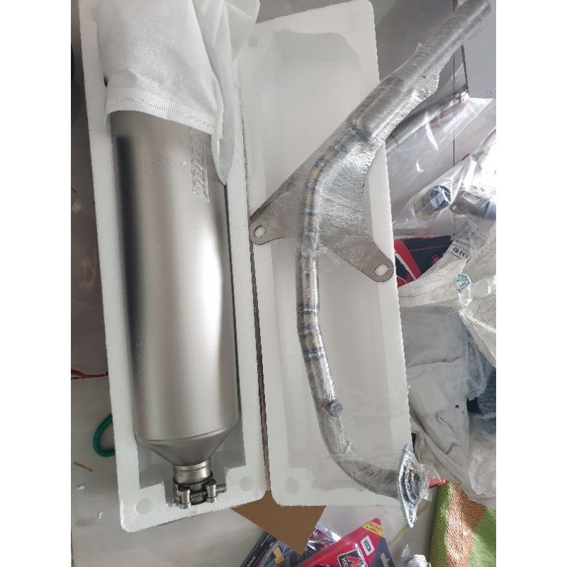 Pô 4 Road + cổ titan