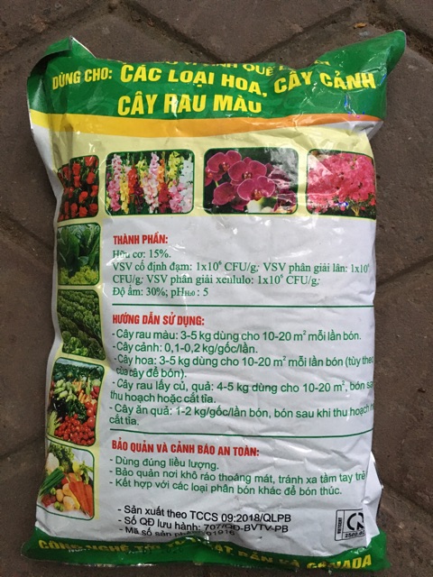 Phân bón hữu cơ vi sinh cho rau, cây cảnh Quế lâm 2kg