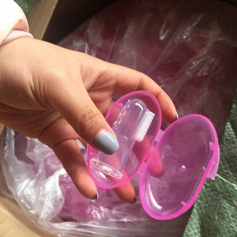 Bản chải tưa lưỡi nano silicon mềm an toàn cho bé