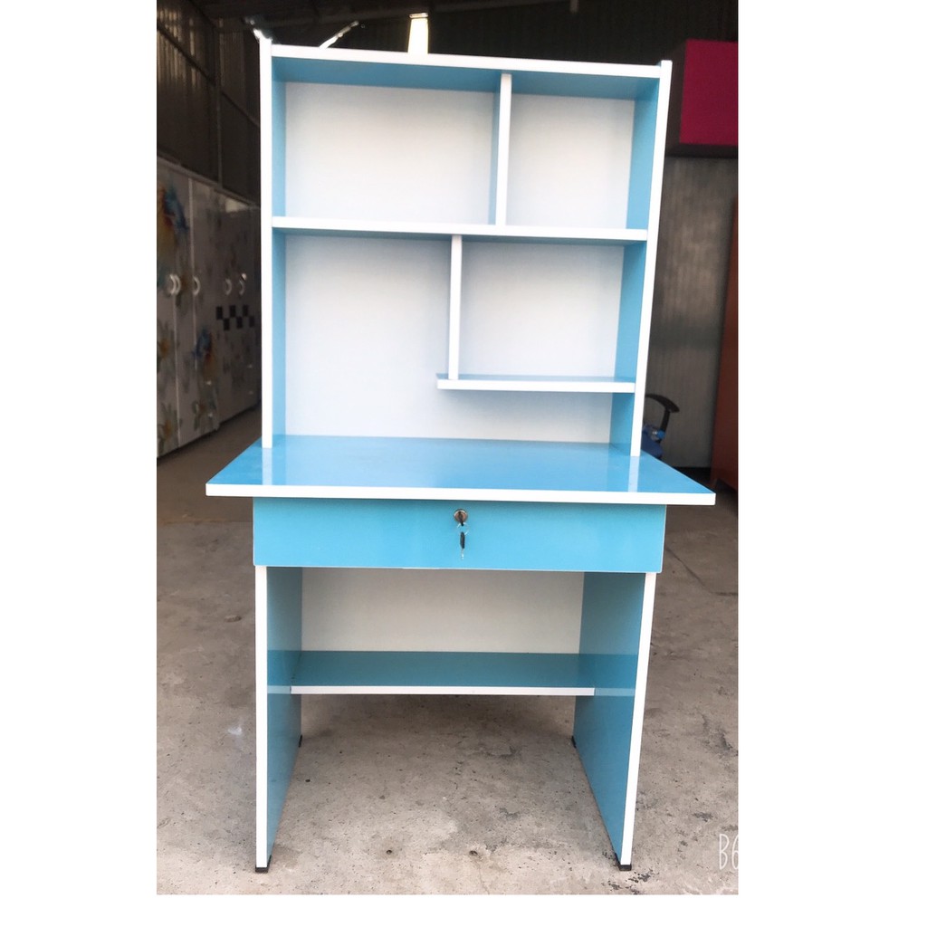 bàn học sinh ván ép màu hồng cho bé gái. bàn học sinh ván ép màu xanh dương cho bé trai | BigBuy360 - bigbuy360.vn