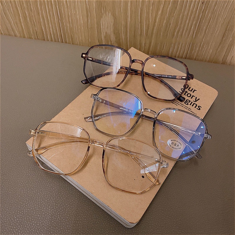 Kính Chống Ánh Sáng Xanh Mặt Phẳng Siêu Nhẹ Cho Nữ