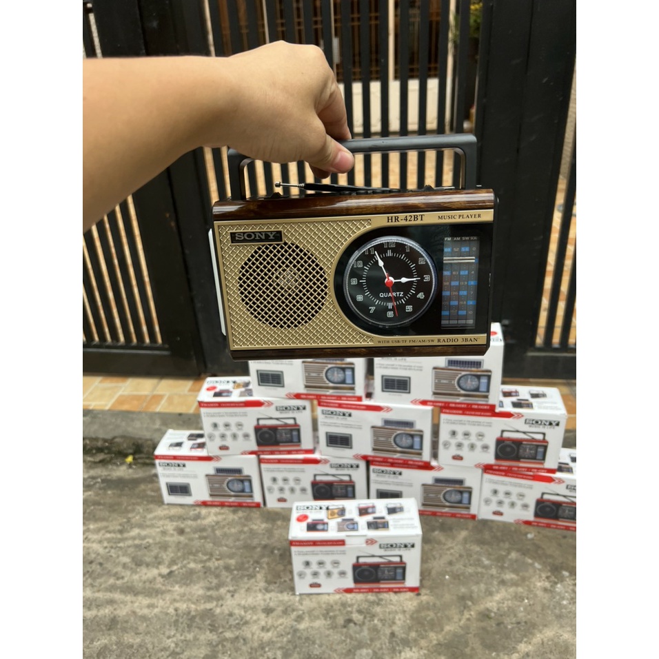 Đài FM Bluetooth Sony HR-40BT Loa bluetooth kết hợp đài radio Tích hợp đồng hồ và đèn pin Phong cách cổ điển vintage