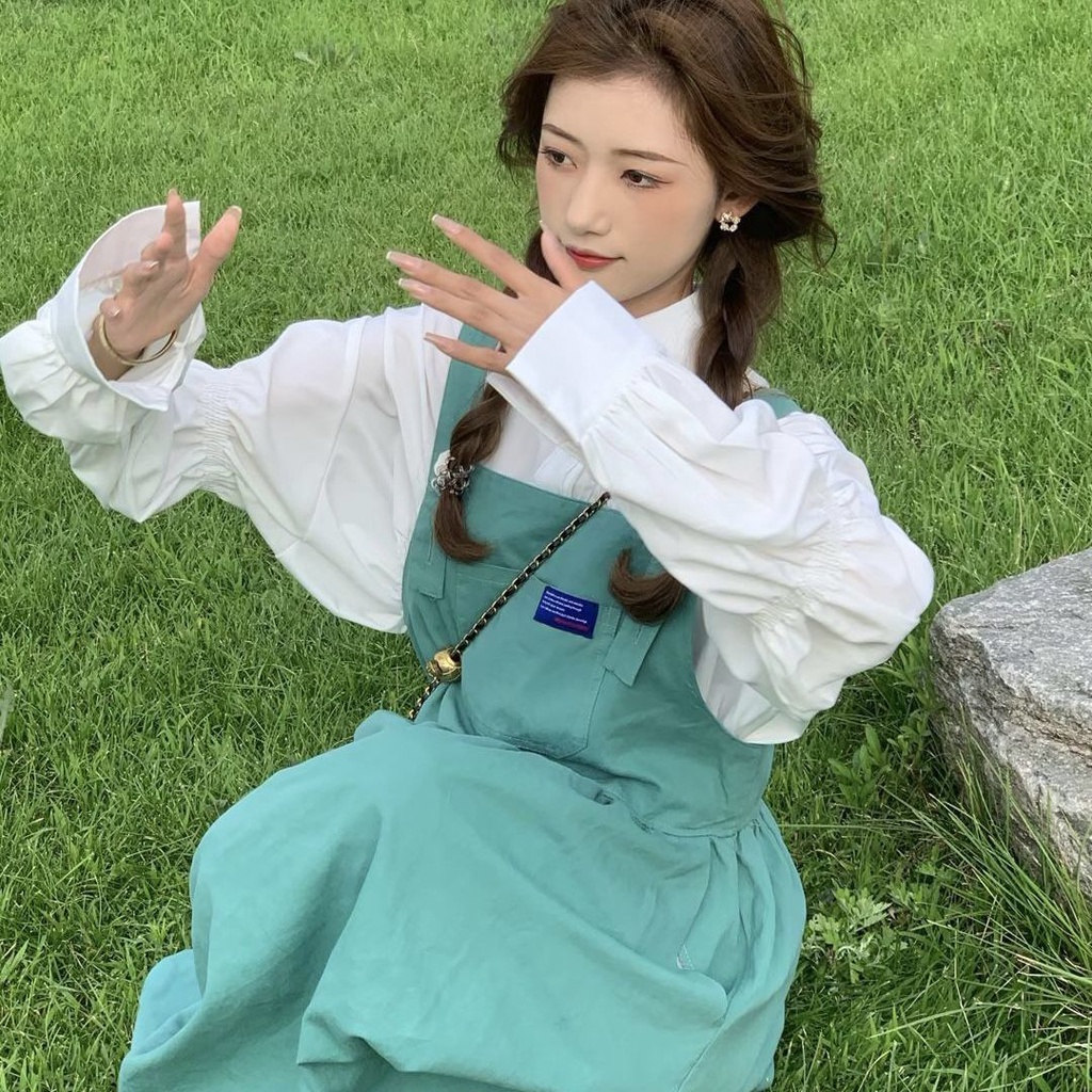 Set đầm yếm form rộng và áo sơ mi dài tay thời trang dành cho nữ (có bán lẻ)