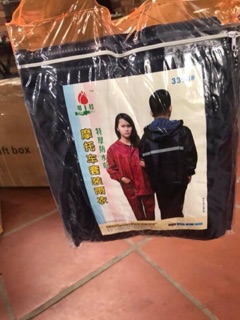 Bộ quần áo mưa