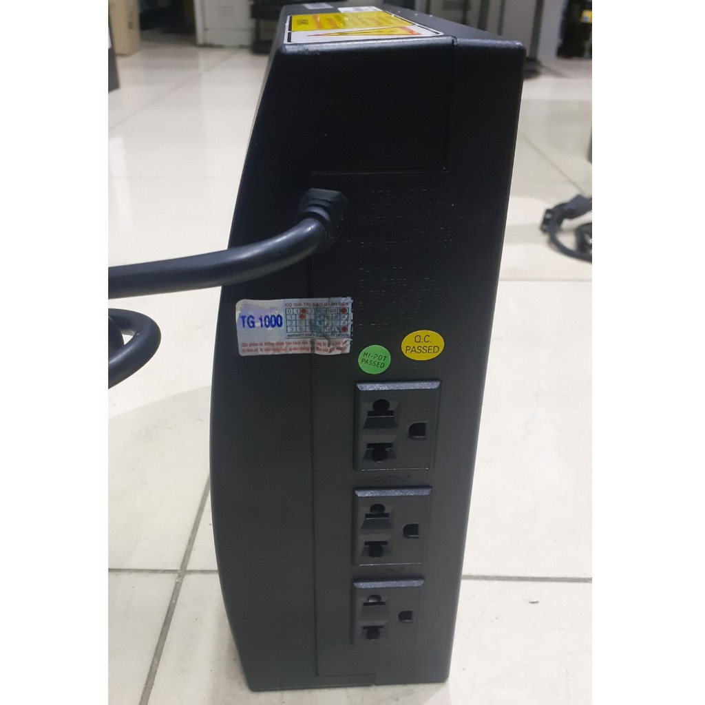 TG1000 - Bộ lưu điện (UPS) SANTAK 1000VA (bao gồm ắc-quy - BH: 12 tháng)