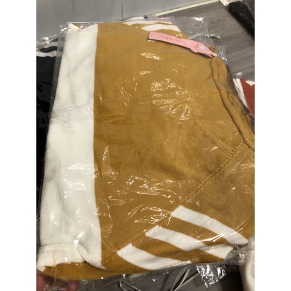 Áo khoác thun len có nón hàng QC xịn