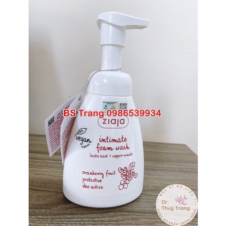 Dung dịch vệ sinh thảo dược siêu dịu nhẹ Ziaja Intimate Foam Wash 250ml