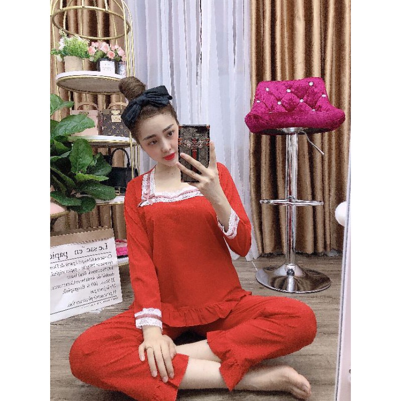 Bộ tay dài cổ vuông viền bèo