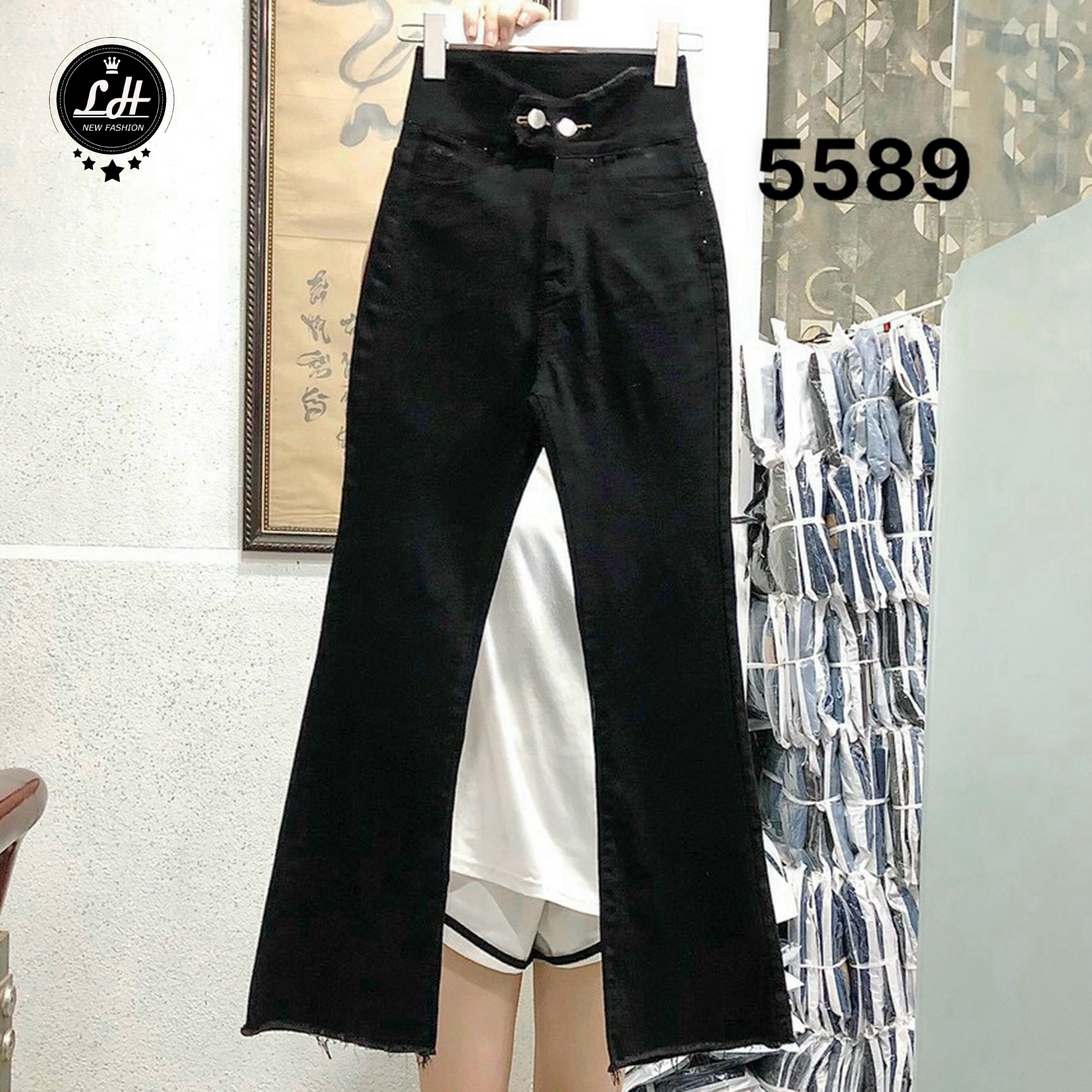 Quần bò nữ - quần jeans ống loe Lê Huy Fashion dài cạp cao màu đen MS 5589