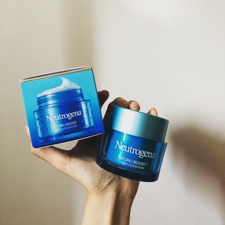 Kem dưỡng ban đêm Neutrogena