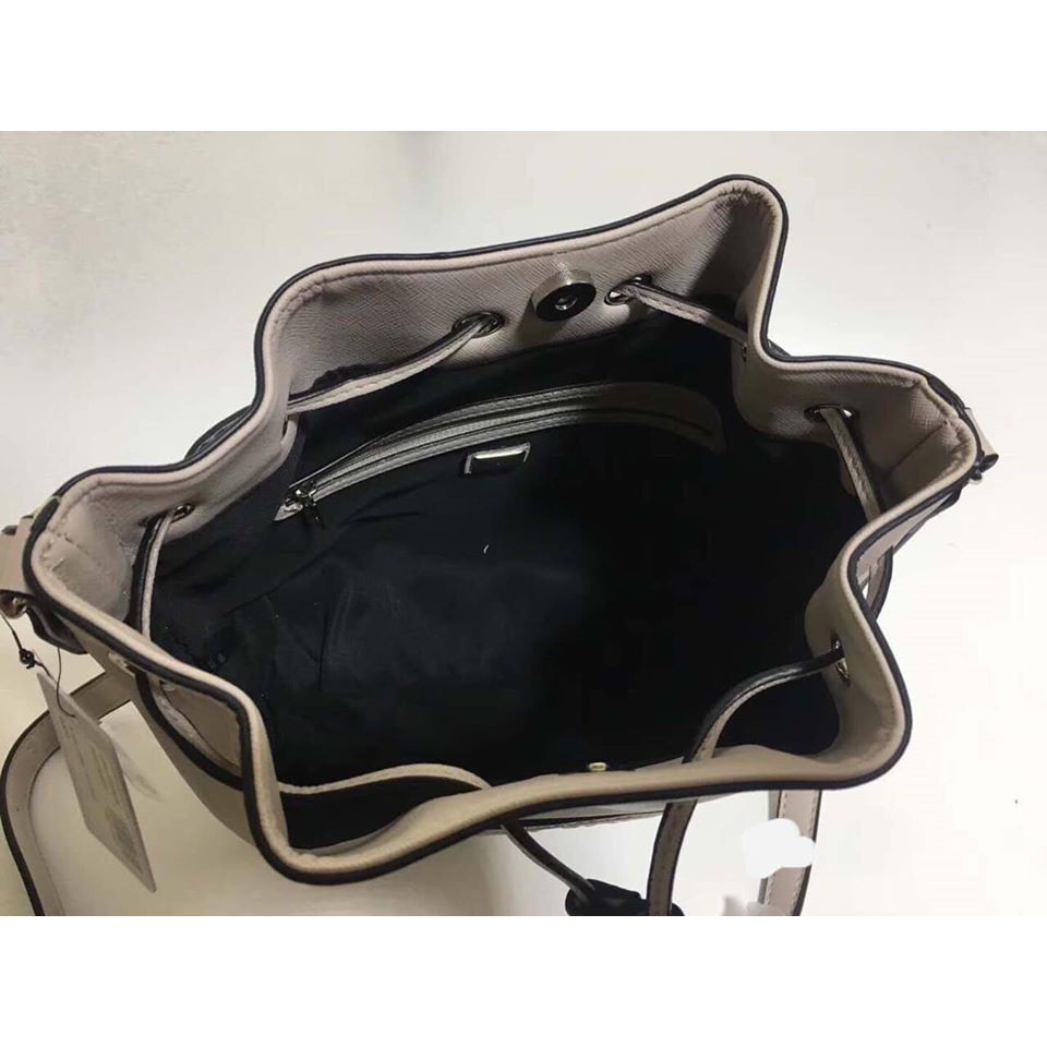 TÚI GUESS BUCKET 2019