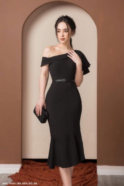 ĐẦM ÔM CỔ XÉO 1 TAY NGẮN