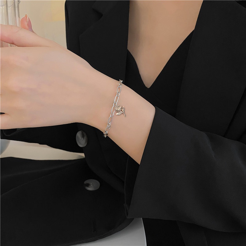 Vòng Tay Phối Dây Xích Thời Trang Hàn Quốc Xinh Xắn Cho Nữ