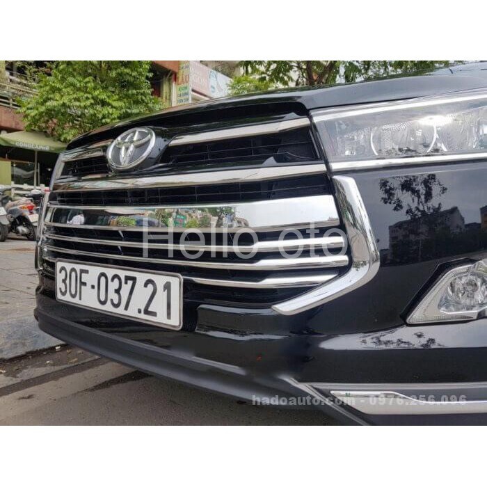 Ốp mặt calang, ốp lưới tản gió xe Toyota Innova 2017 2018 2019 2020 Inox cao cấp sáng bóng