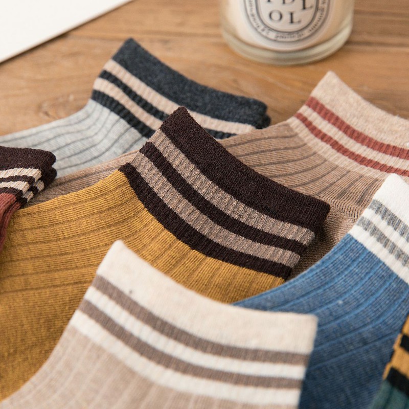 Vớ cotton họa tiết sọc ngang đơn giản xinh xắn dành cho nữ