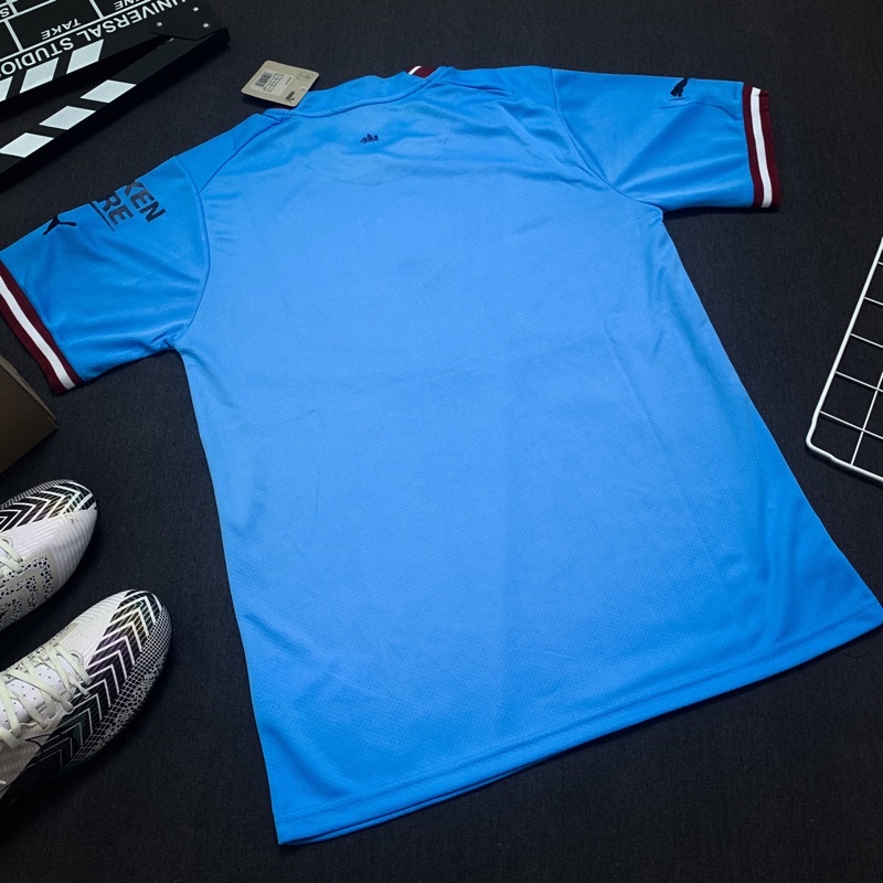 Bộ quần áo đá banh CLB Mancity mẫu 2023 áo xanh quần trắng