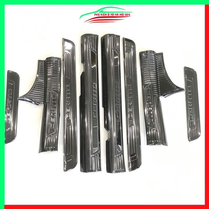 Ốp bậc cửa nẹp bước chân TITAN ô tô Cerato 2019-2023 chống trầy bảo vệ xe
