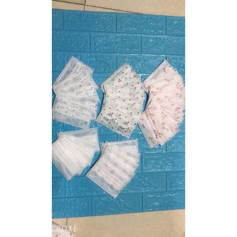 Hộp khẩu trang trẻ em