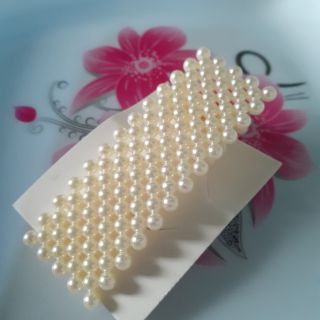 Kẹp tóc mái đính hạt hình vuông