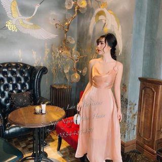 ĐẦM HAI DÂY CỔ ĐỔ