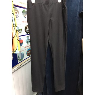 Leging màu trắng hoặc đen 90k/ cái