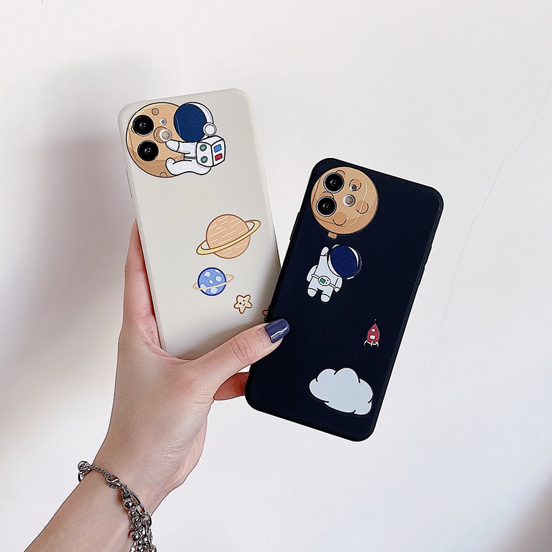 Ốp iphone Phi Hành Gia Trắng/Đen cho dòng iphone 12promax/ 12pro/ 11promax/ 11/ Xsmax | BigBuy360 - bigbuy360.vn